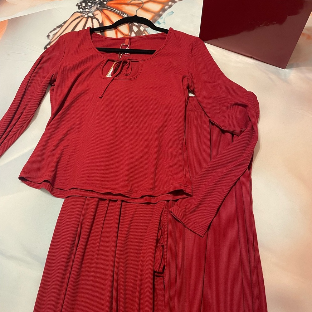 SKIMS two piece holiday wine colored pajamas